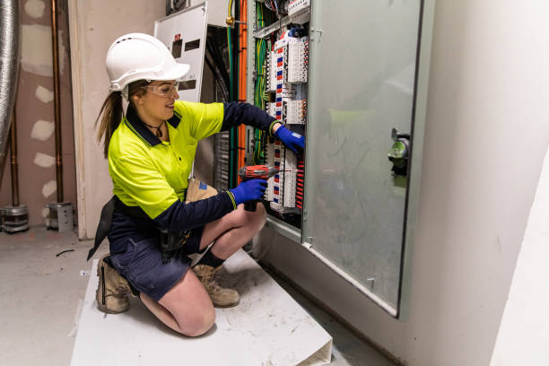 Best Licensed Electrician  in Midway, GA